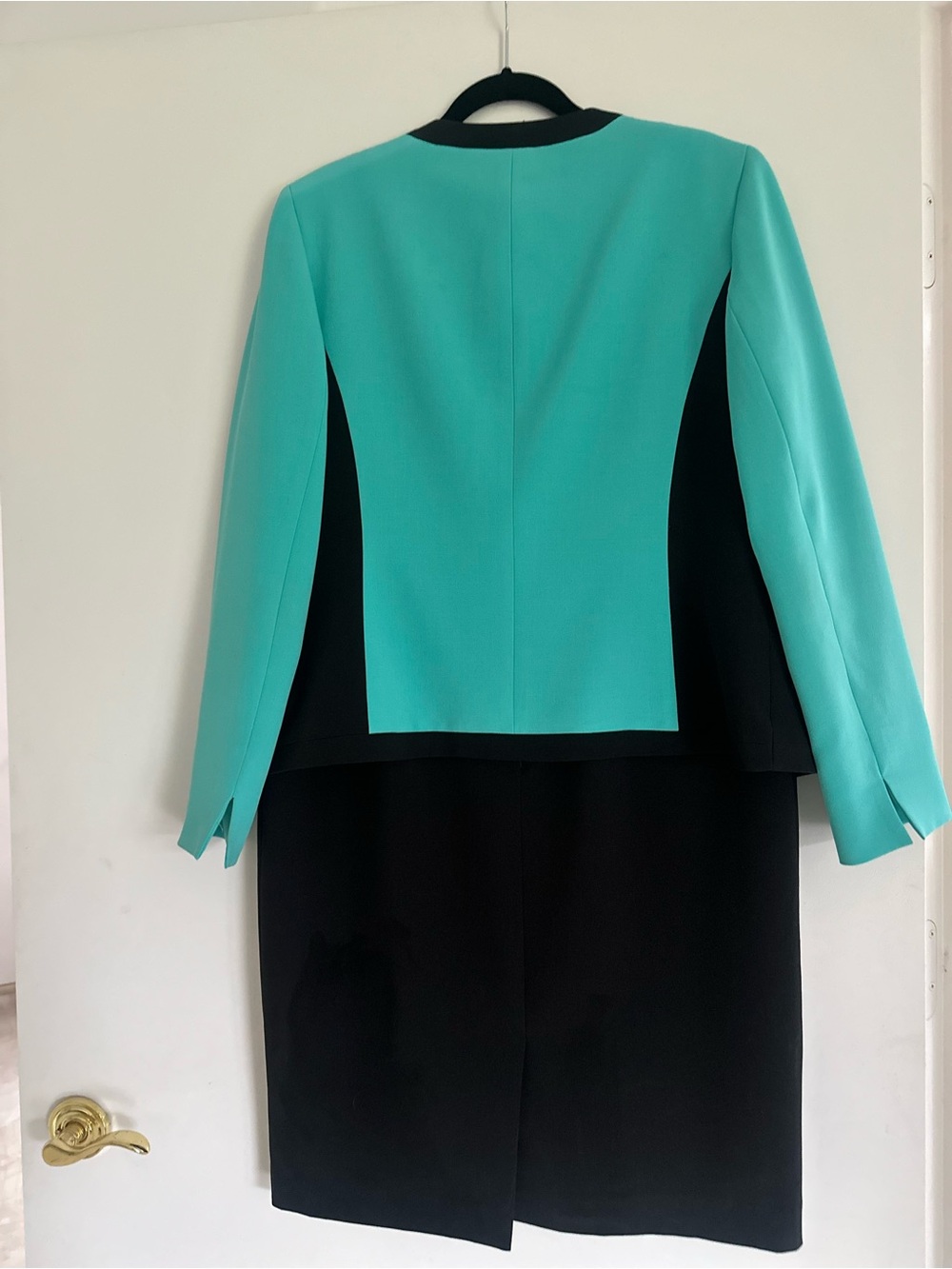 Black Label Teal and Black Contrast Trim Blazer with Color Block Sheath Dress - Picture 2 of 4